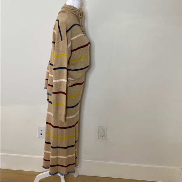 Lou & Grey Two Piece Set - Picture 3 of 4